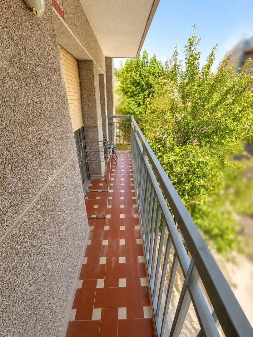 Piso con terraza en venta en La Gavarra, imagen 2