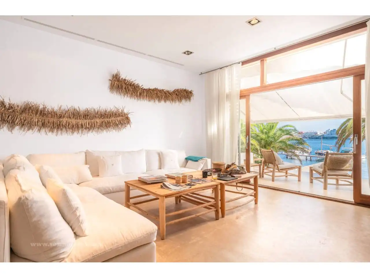 Sala d'estar de Casa o xalet en venda en Maó - Mahón amb Aire condicionat, Jardí privat i Terrassa
