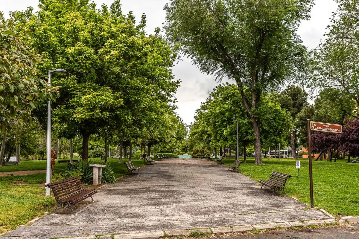 Außenansicht von Gebäude zum Verkauf in Alcorcón