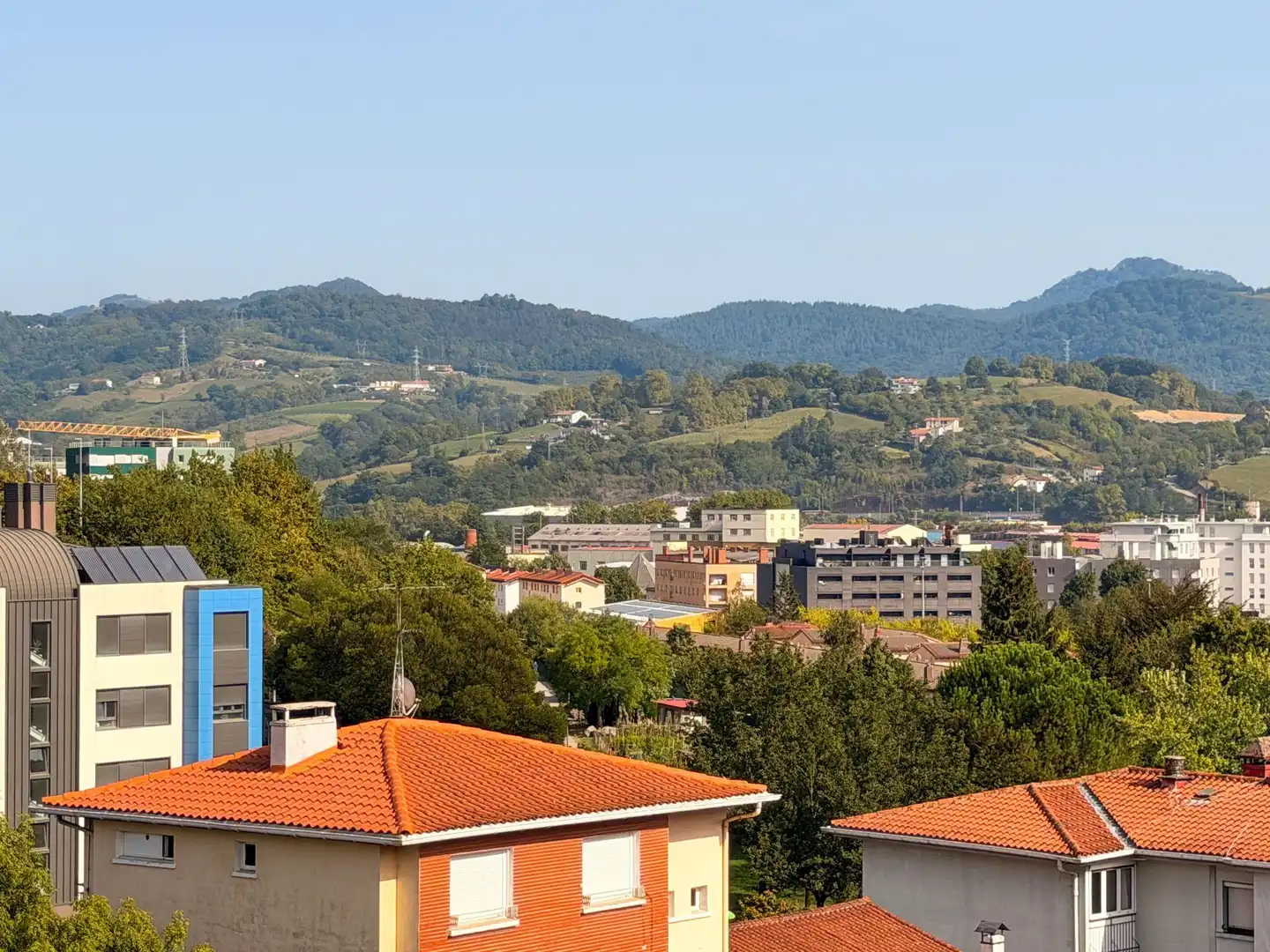 Exterior view of Flat for sale in Hernani  with Heating, Terrace and Furnished