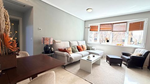 Foto 5 von Wohnung zur Miete in Calle Luis Montoto, La Calzada - La Florida, Sevilla Capital