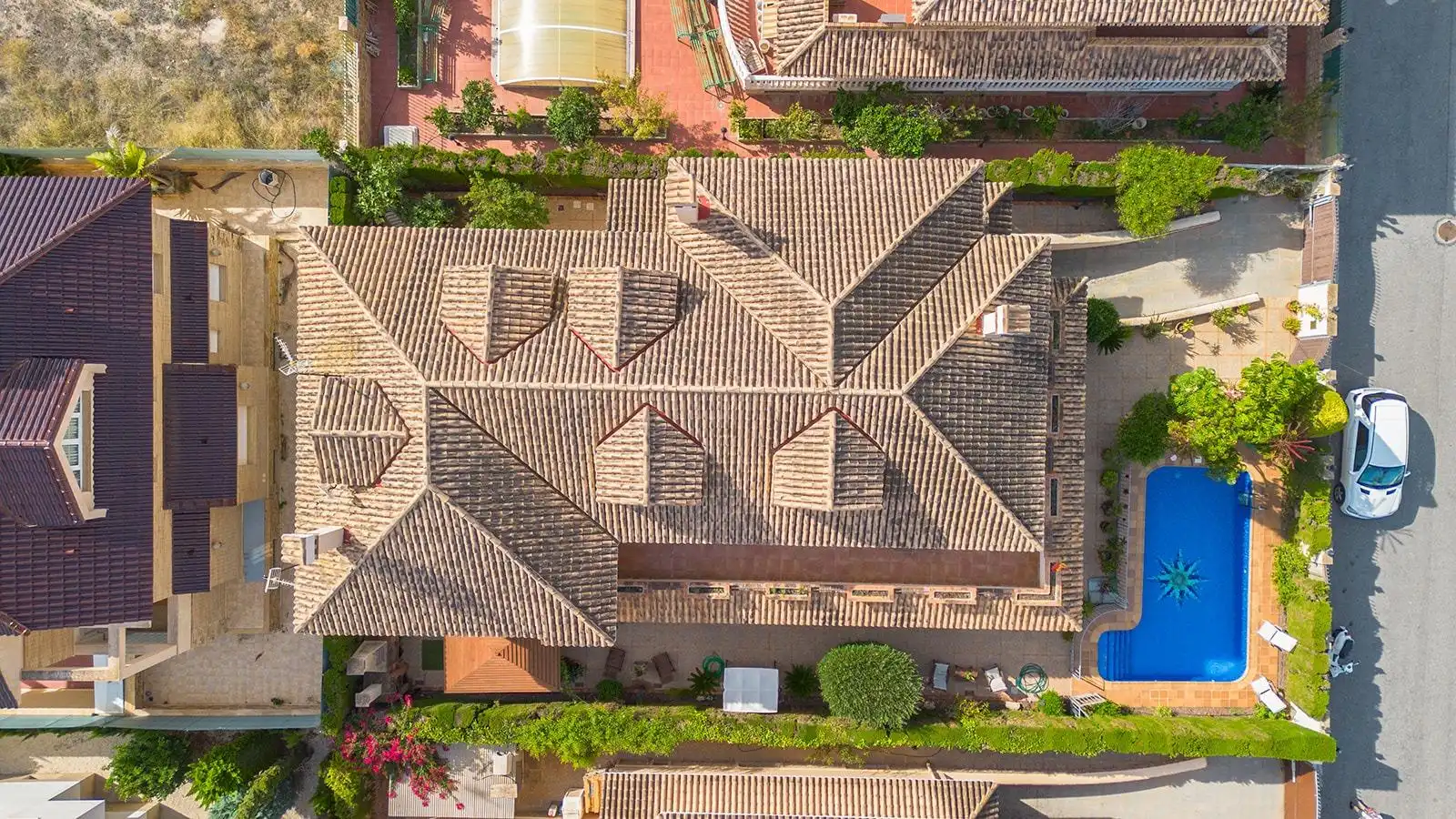 Chalet con terraza en venta en Calle MAR NEGRO, imagen 91