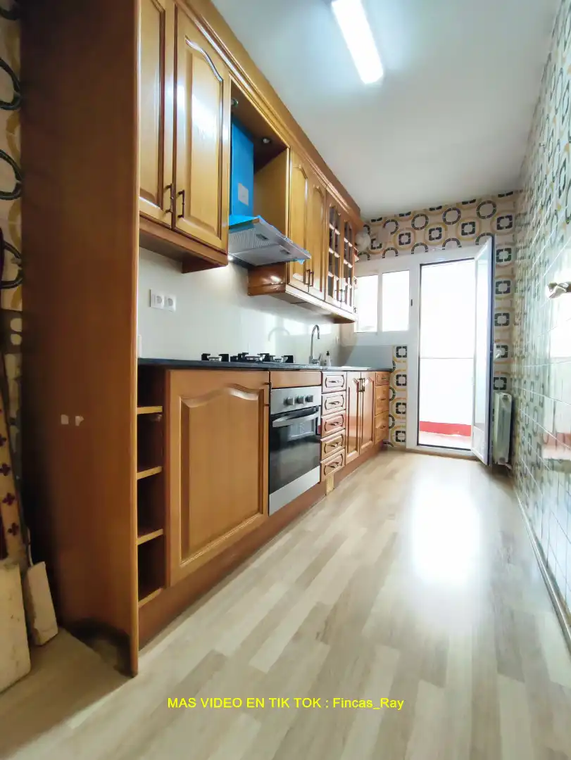 Cocina de Piso en venta en Caldes de Montbui con Aire acondicionado, Calefacción y Horno