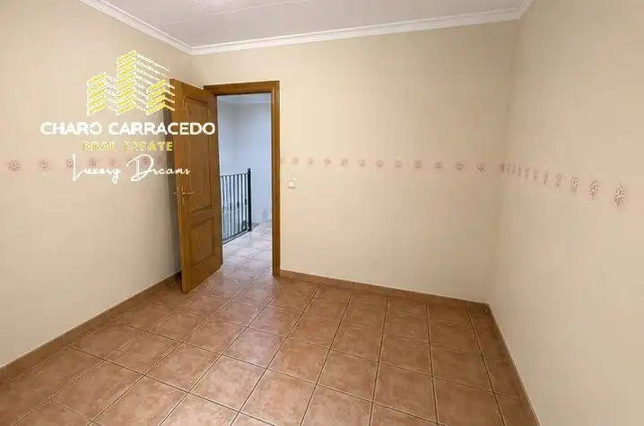 Dormitori de Casa adosada en venda en Albal amb Aire condicionat, Terrassa i Moblat