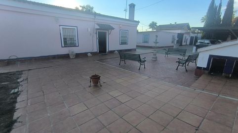 Foto 2 de Casa o chalet en venta en Carmona, Sevilla