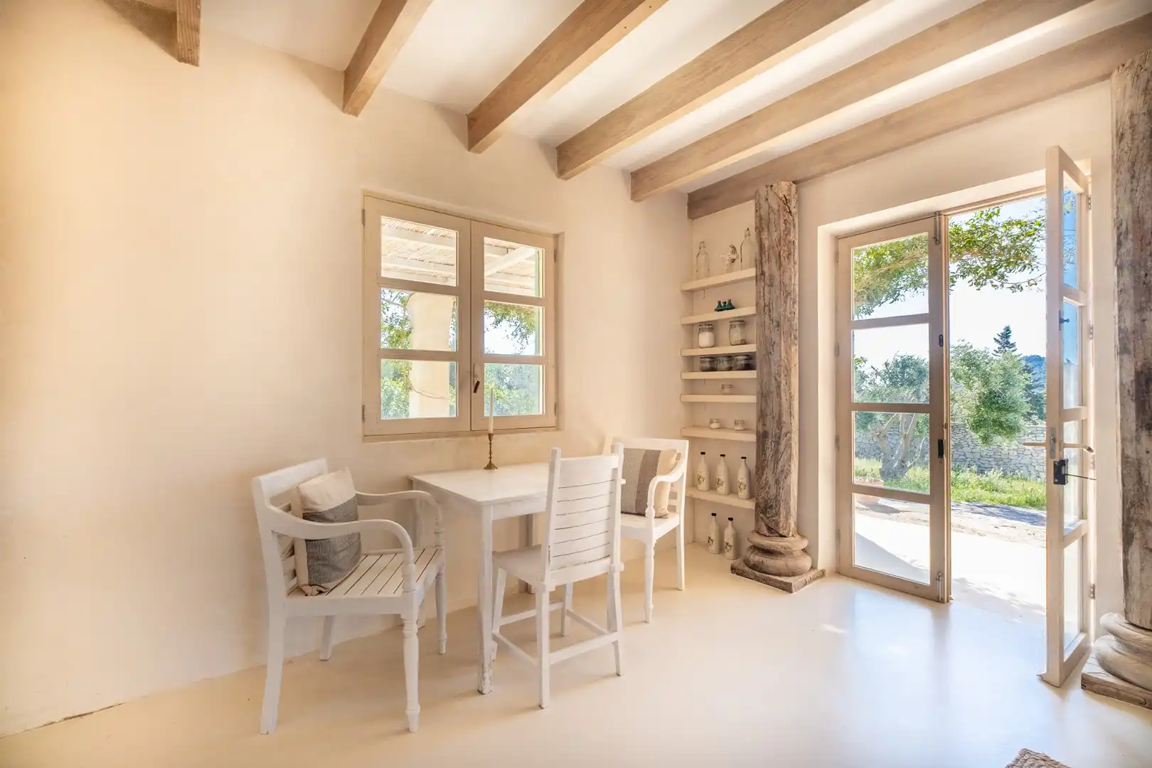 Esszimmer von Country house zum Verkauf in Capdepera mit Klimaanlage, Heizung und Abstellraum