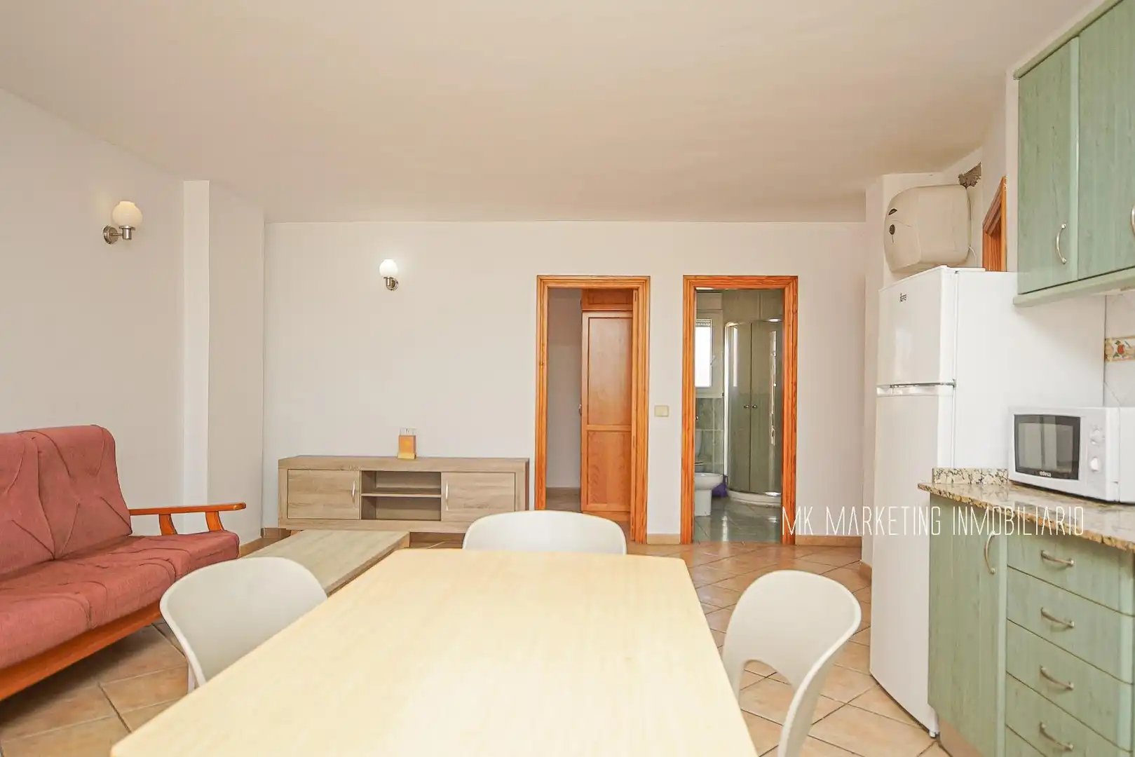 Schlafzimmer von Dachboden zum Verkauf in Mogán mit Terrasse, Abstellraum und Möbliert