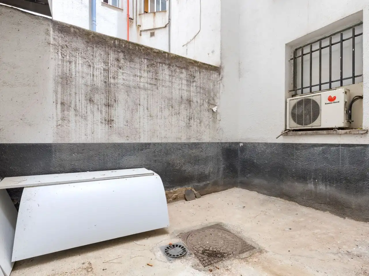 Terrace of Commercial properties for rent in Madrid  with Air Conditioner, Heating and Furnished