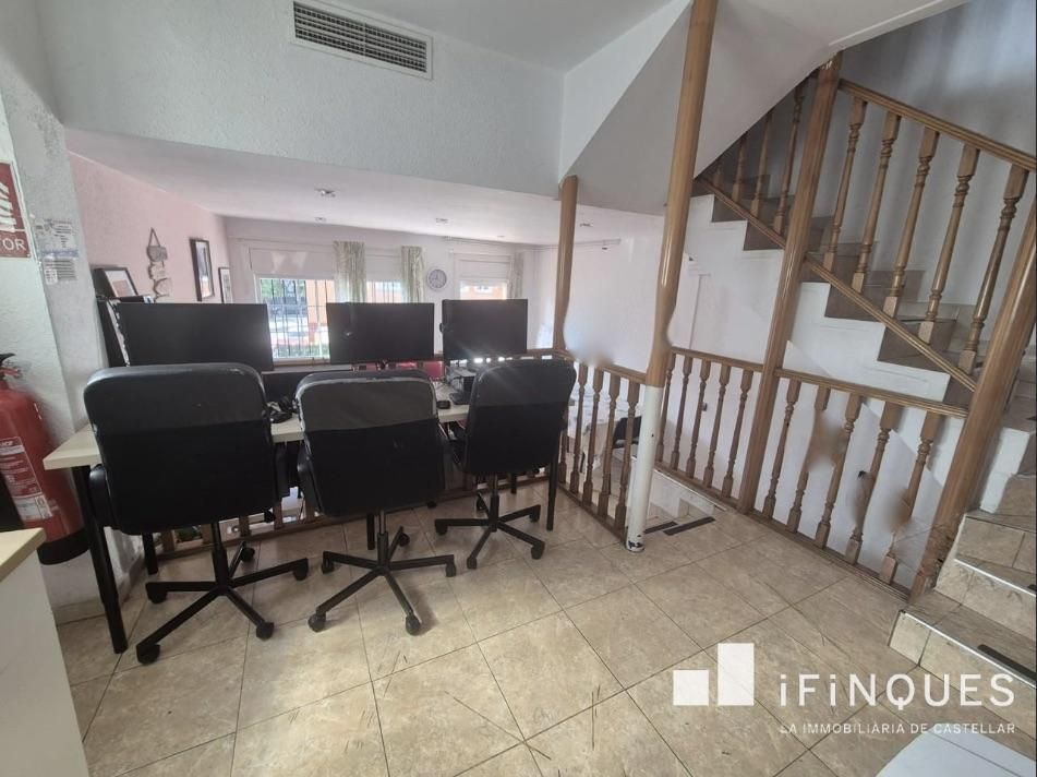 House or chalet for sale in Sabadell  with Air Conditioner, Heating and Terrace