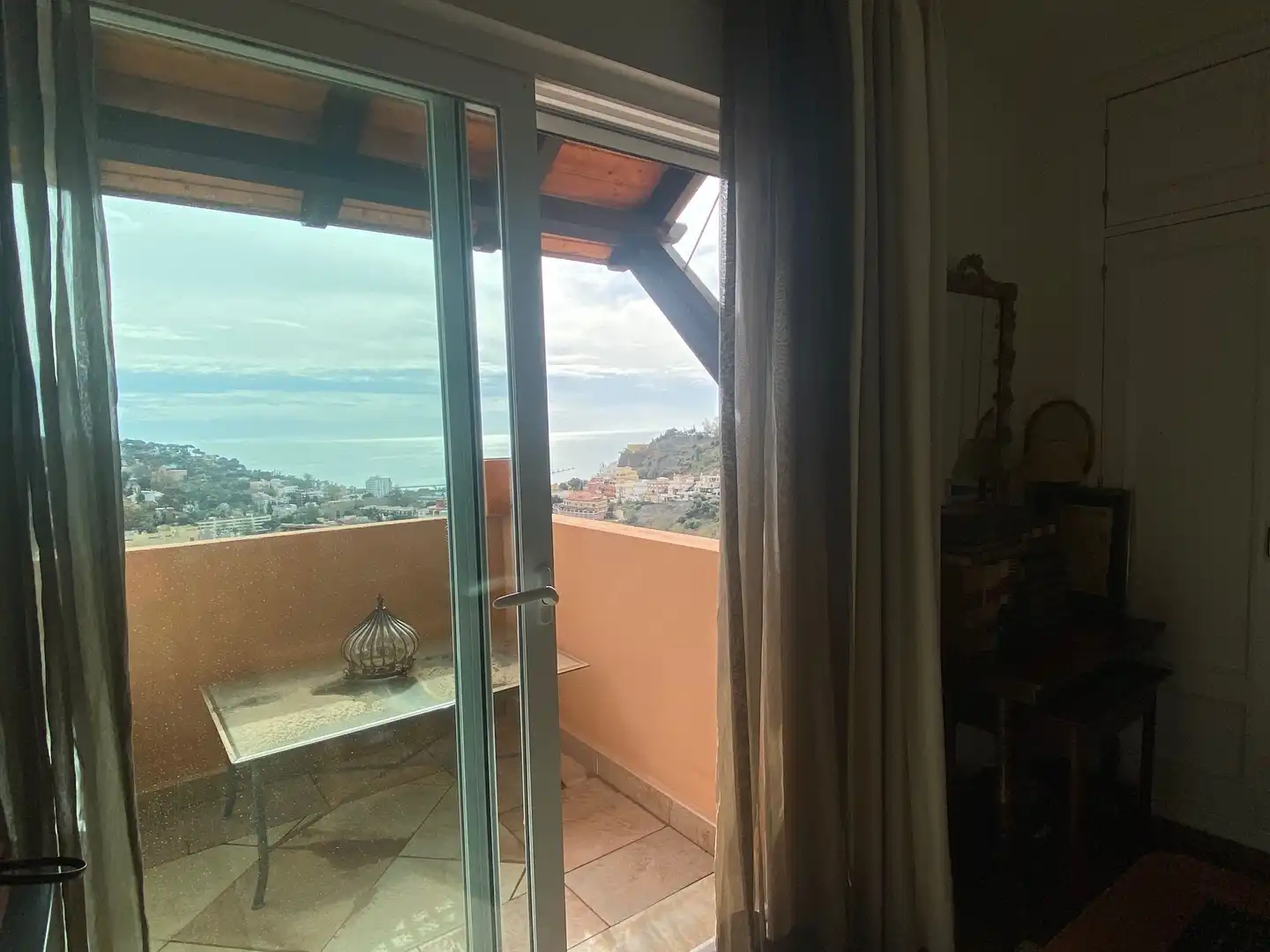 Houses for sale in Calle Sierra de Yeguas, Limonar
