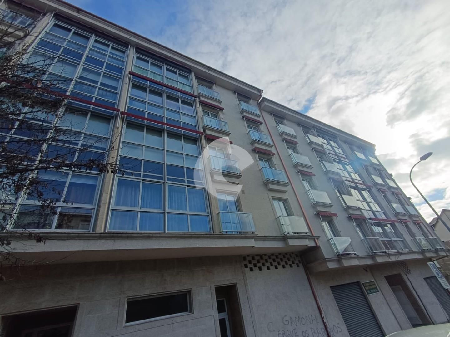 Vista exterior de Piso en venta en Ourense Capital 