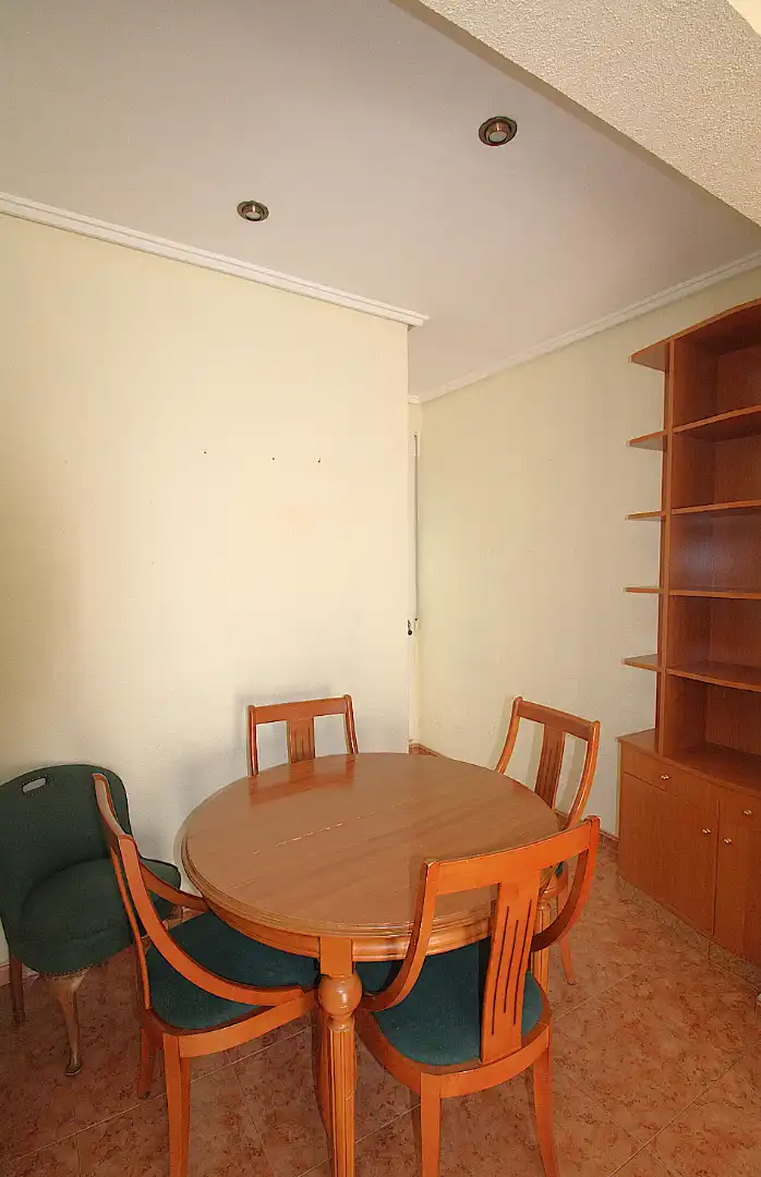 Comedor de Piso de alquiler en Valencia con Aire acondicionado, Terraza y Amueblado