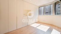 Bedroom of Flat for sale in  Madrid Capital  with Air Conditioner and Heating