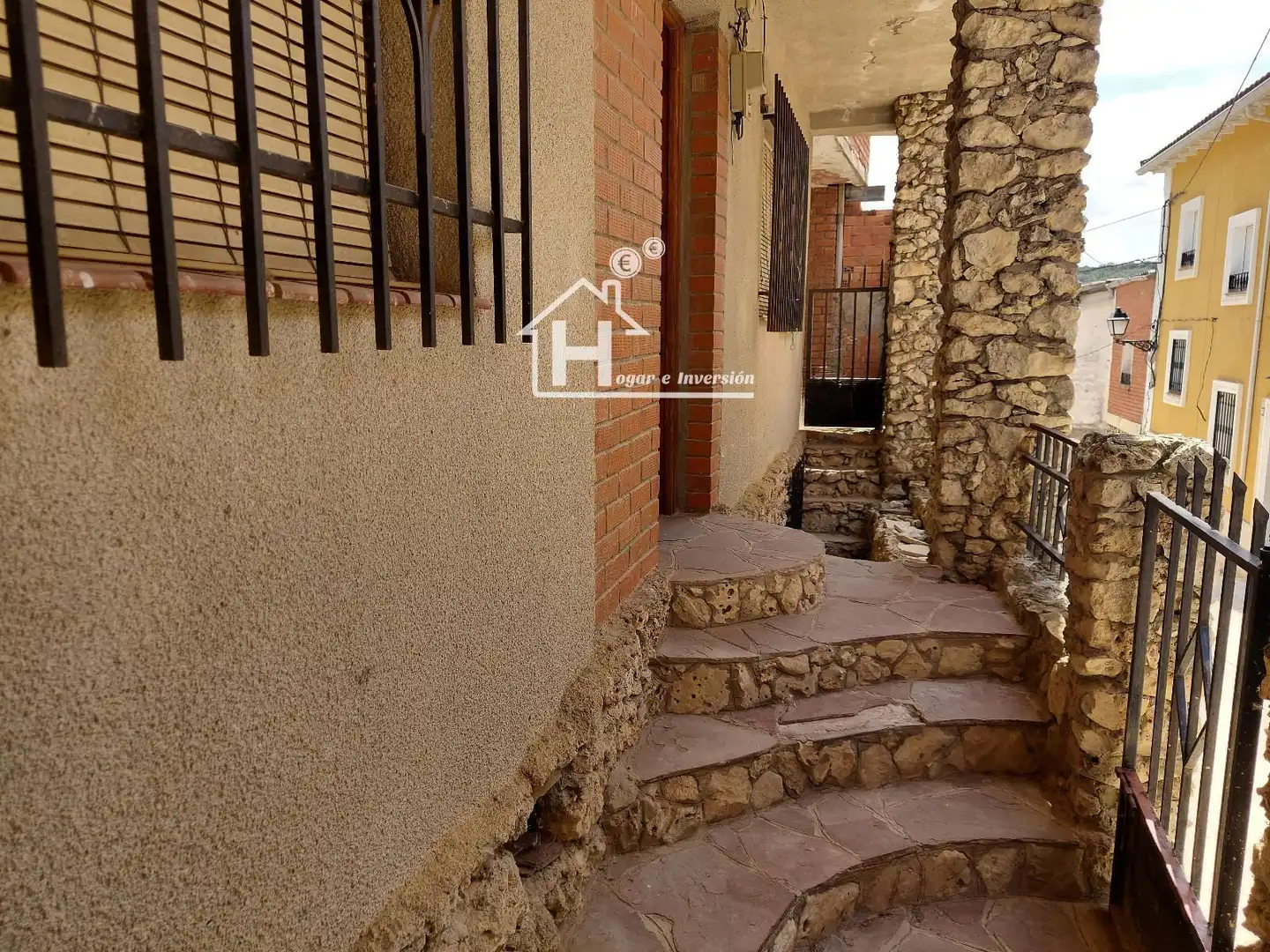 Casa o chalet en venta en Salmerón con Calefacción, Terraza y Balcón