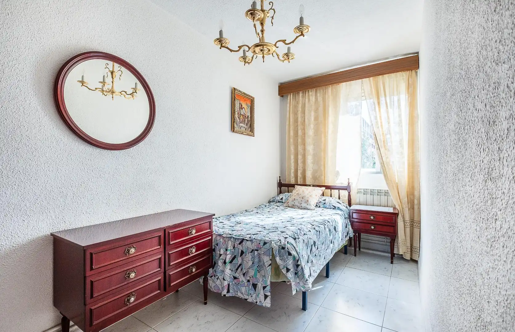 Habitación de Piso en venta en Madrid con Calefacción