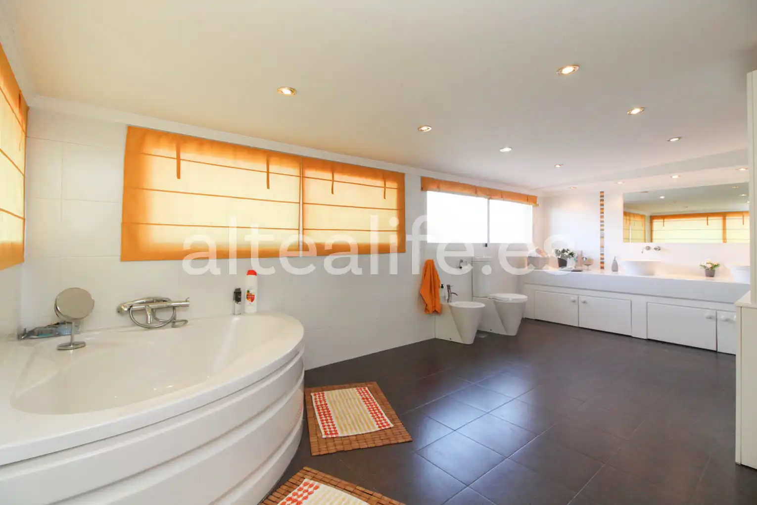 Baño de Casa o chalet en venta en La Nucia con Aire acondicionado, Jardín privado y Terraza