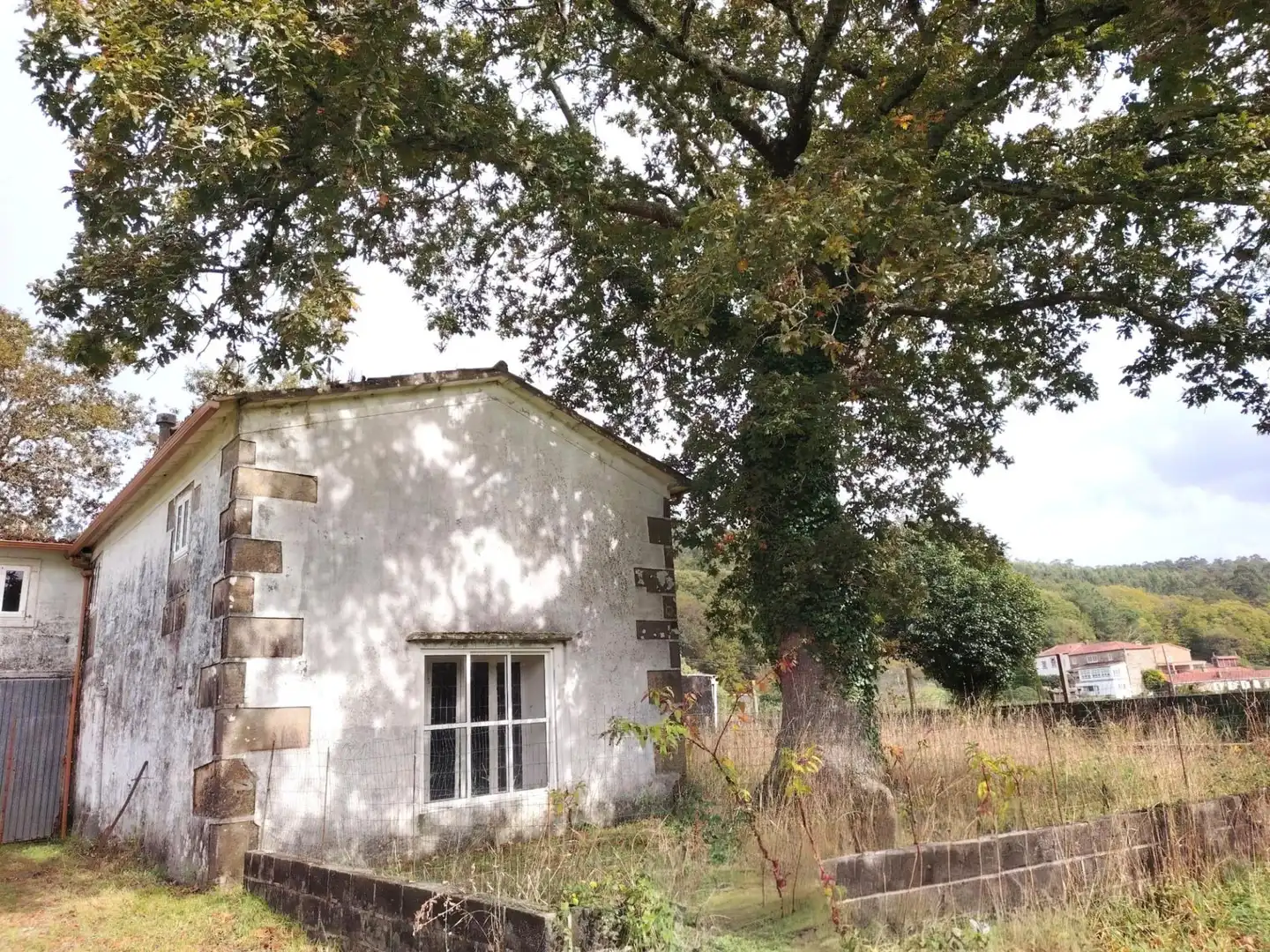 Country homes for sale in Negreira