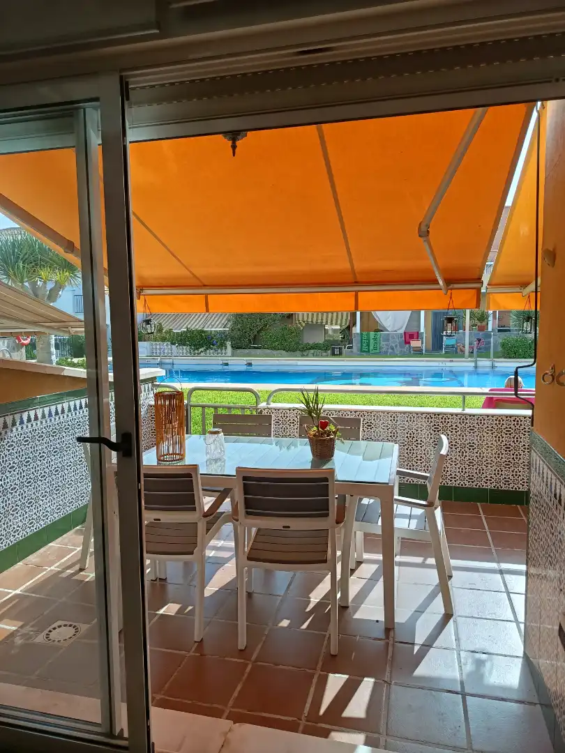 Terrassa de Casa adosada de lloguer en Roquetas de Mar amb Aire condicionat, Parquet i Traster