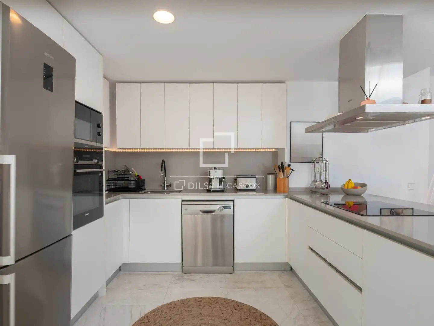 Kitchen of Flat for sale in Eivissa  with Air Conditioner, Heating and Terrace