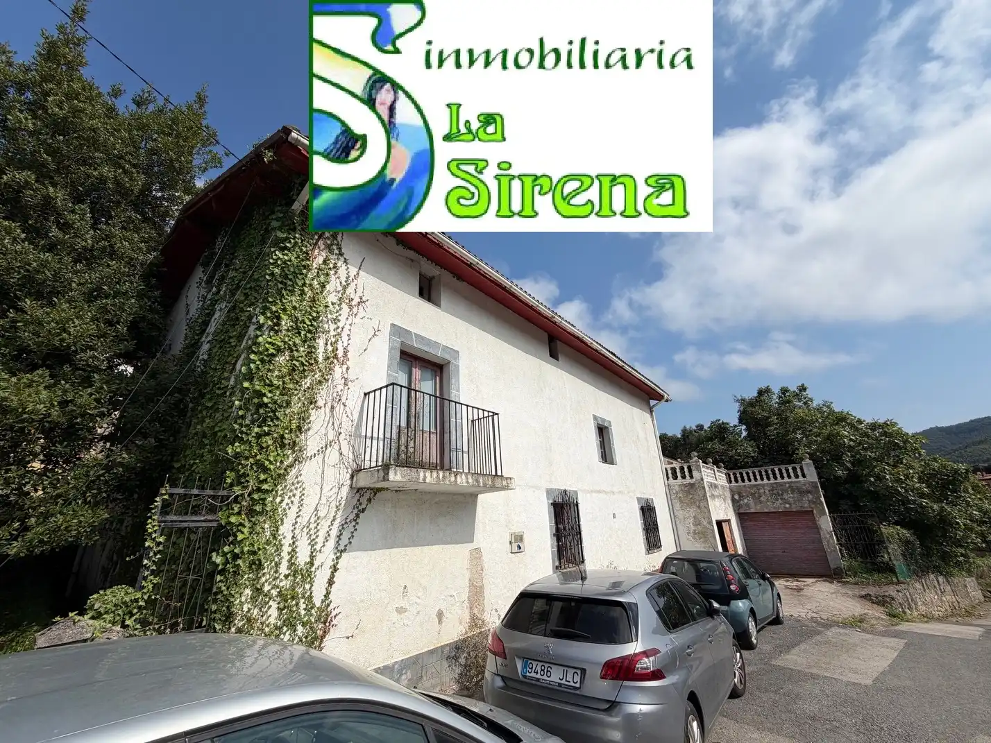Vista exterior de Casa o chalet en venta en Castro-Urdiales con Jardín privado, Terraza y Piscina