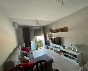 Living room of Flat for sale in Ubrique  with Air Conditioner and Terrace