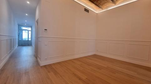 Foto 3 de Planta baixa en venda a Carrer de Santiago Rusiñol, Casagemes, Barcelona