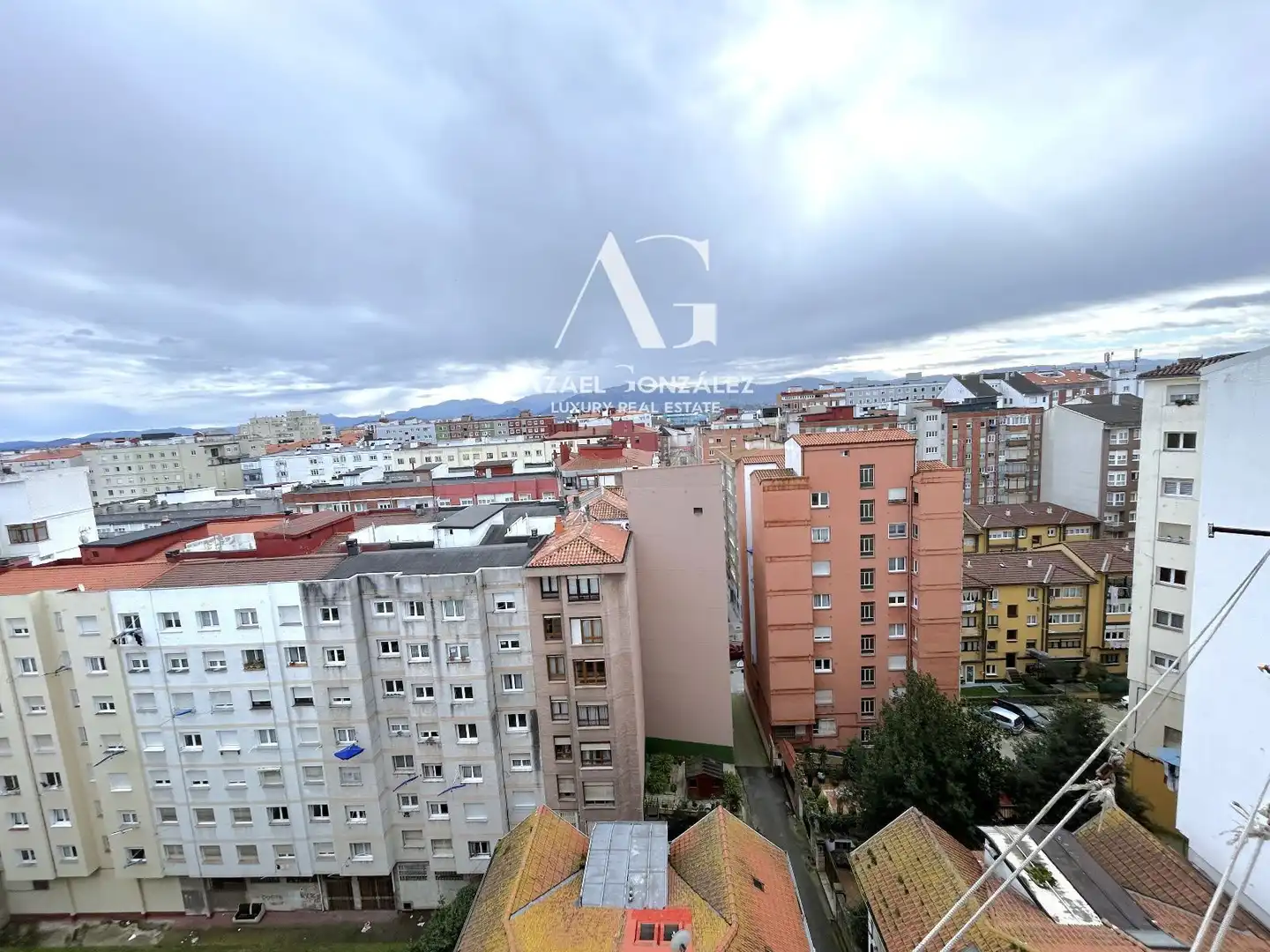 Bedroom of Flat for sale in Santander  with Storage room and Furnished