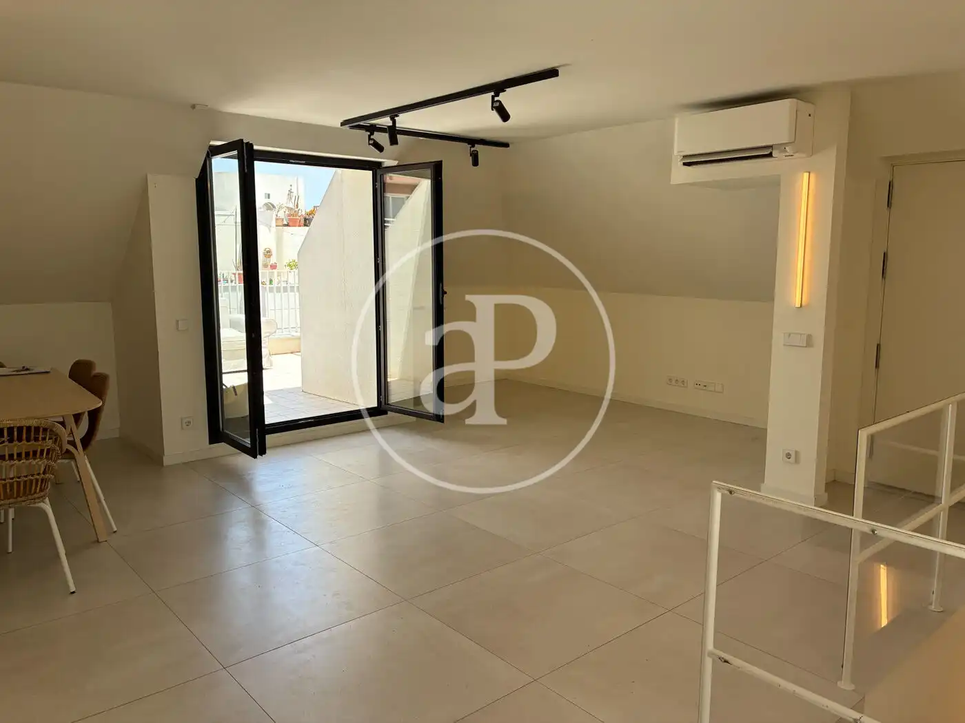 Dachboden zur Miete in  Palma de Mallorca mit Klimaanlage, Heizung und Terrasse