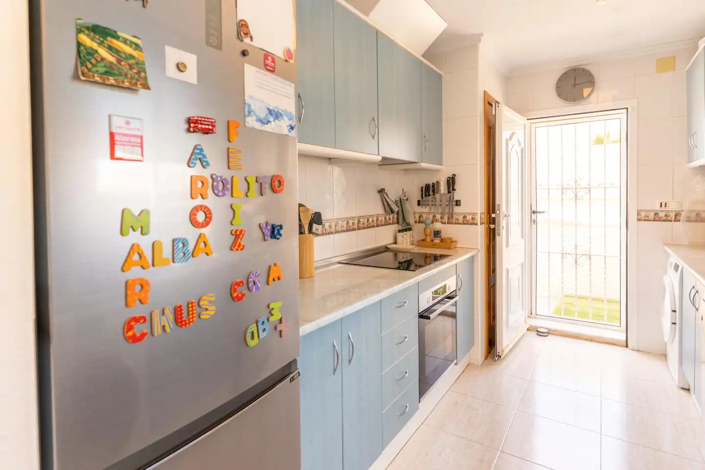 Küche von Haus oder Chalet zum Verkauf in Santa Pola mit Klimaanlage, Privatgarten und Terrasse