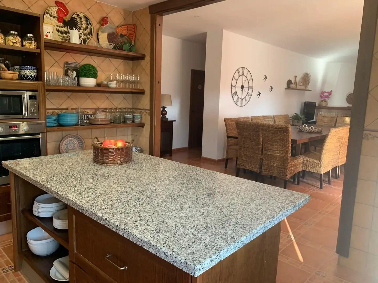 Cuina de Finca rústica en venda en Villanueva del Trabuco amb Jardí privat, Terrassa i Moblat