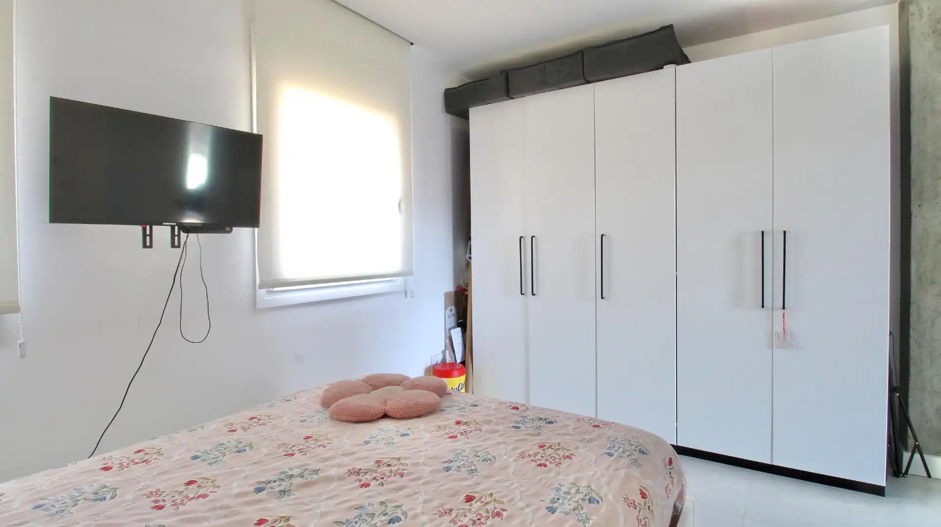 Habitación de Casa adosada en venta en Armilla con Aire acondicionado, Calefacción y Jardín privado
