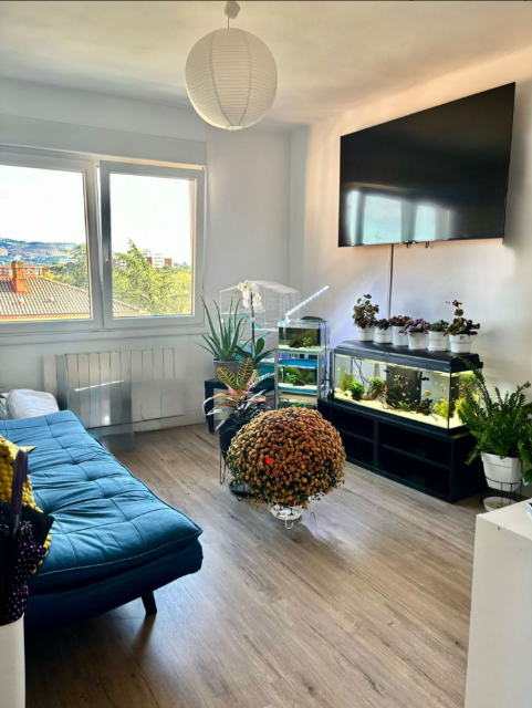 Sala d'estar de Pis en venda en Bilbao  amb Calefacció