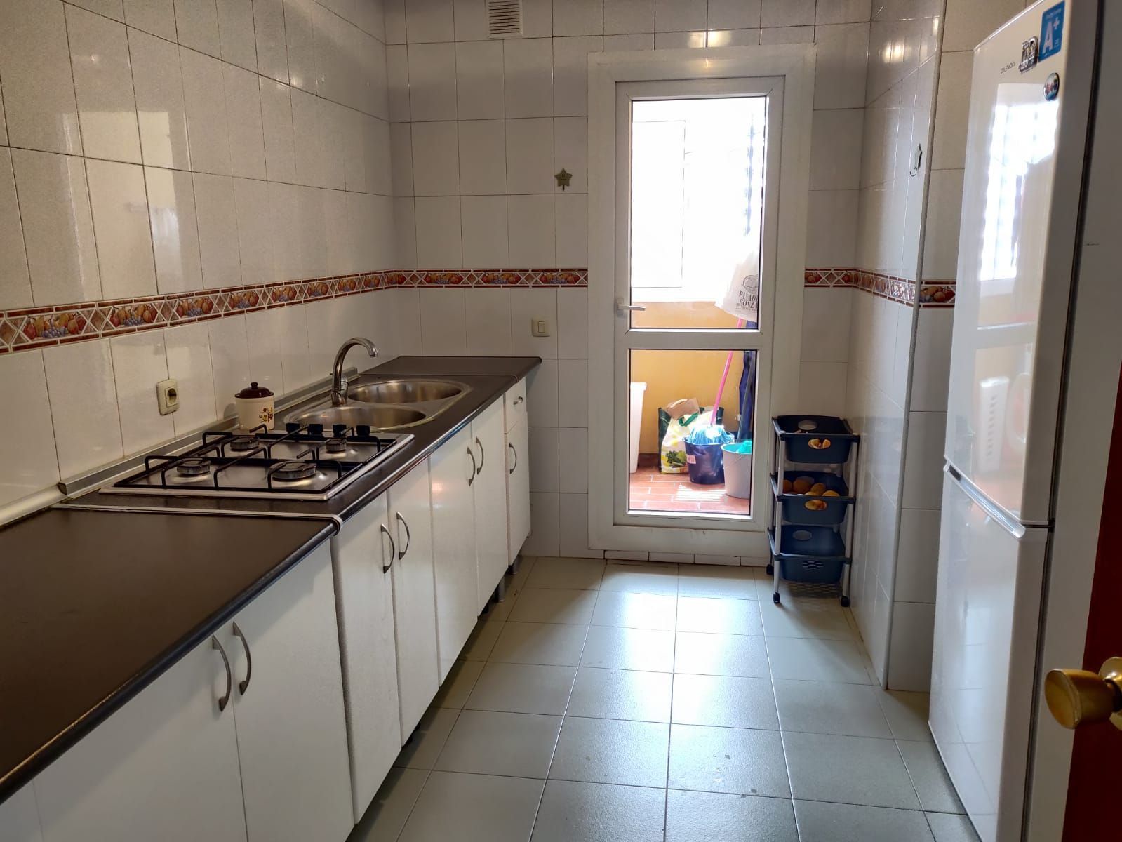 Cocina de Piso de alquiler en La Línea de la Concepción con Amueblado
