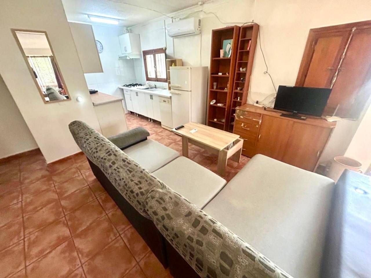Vista exterior de Casa o xalet en venda en Onil amb Aire condicionat, Jardí privat i Piscina