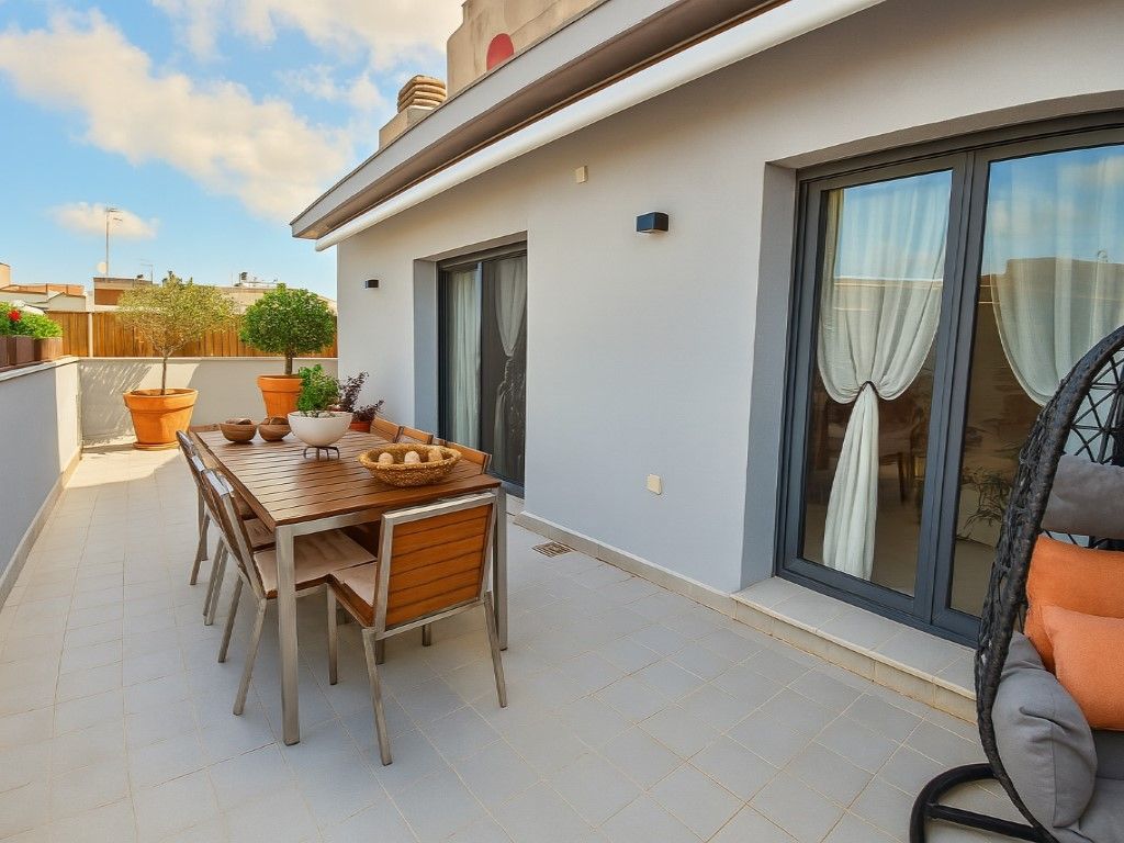 Terrace of Attic for sale in El Vendrell  with Air Conditioner, Heating and Oven