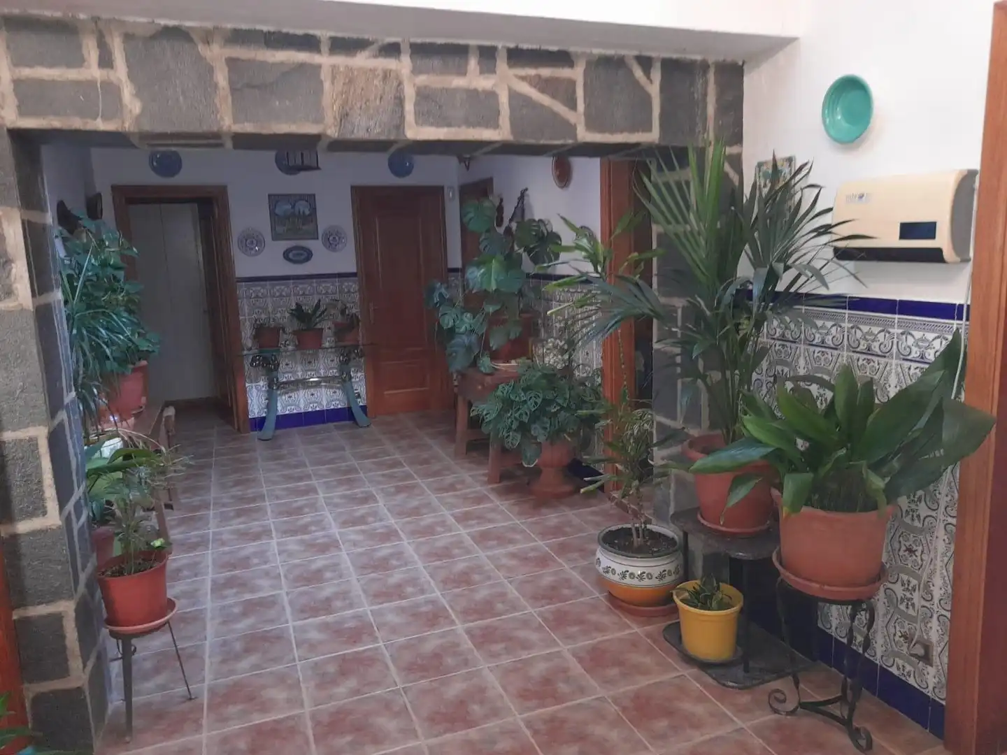 Casa o xalet en venda en Flix amb Jardí privat, Terrassa i Traster