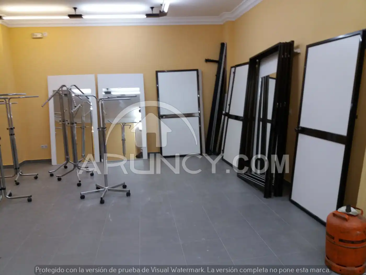 Local comercial de lloguer a Mairena del Alcor, imagen 2