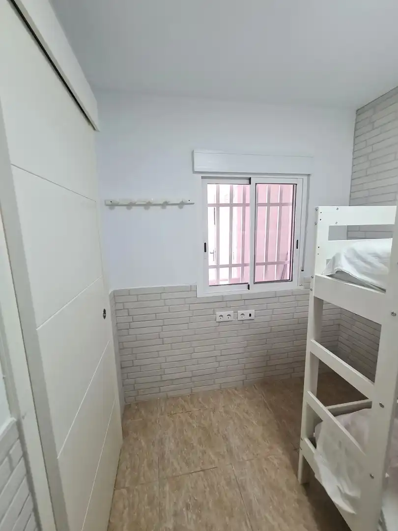 Baño de Casa o chalet de alquiler en Santa Pola con Aire acondicionado, Jardín privado y Trastero