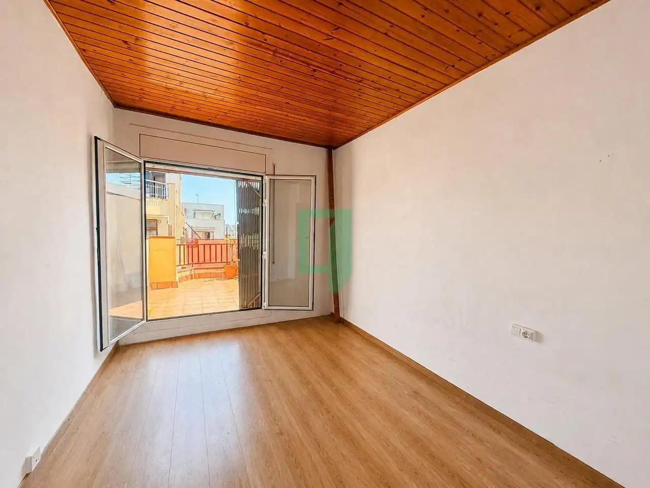 Terrassa de Àtic en venda en Badalona amb Aire condicionat i Terrassa