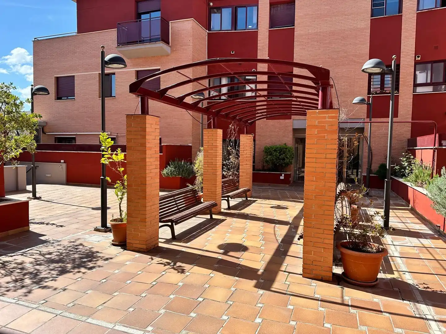 Wohnung zur Miete in Calle PROLGCION.JUAN XXIII, 21, Campus de la Salud