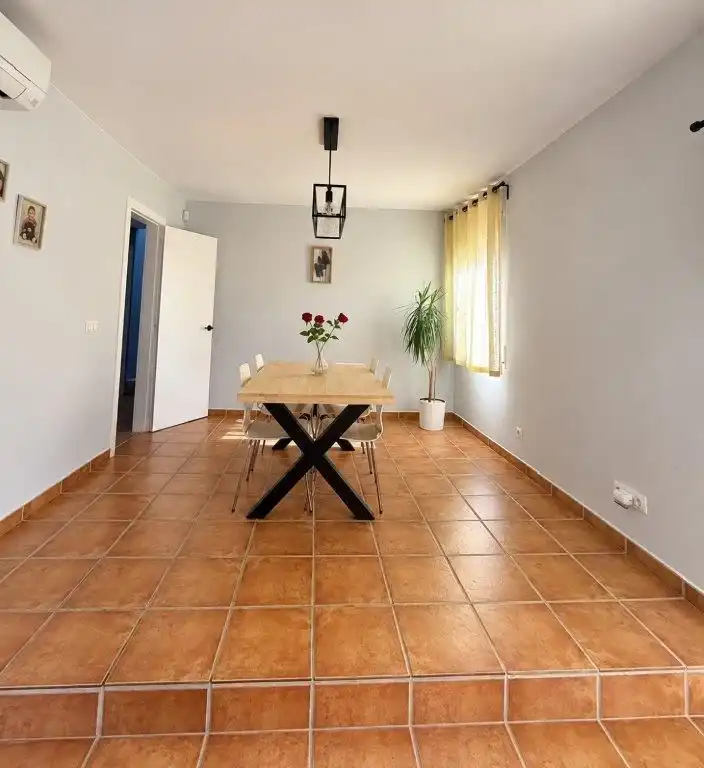 Menjador de Casa o xalet en venda en Puigdàlber, Barcelona