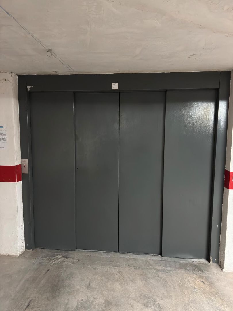Garage for sale in Torrevieja