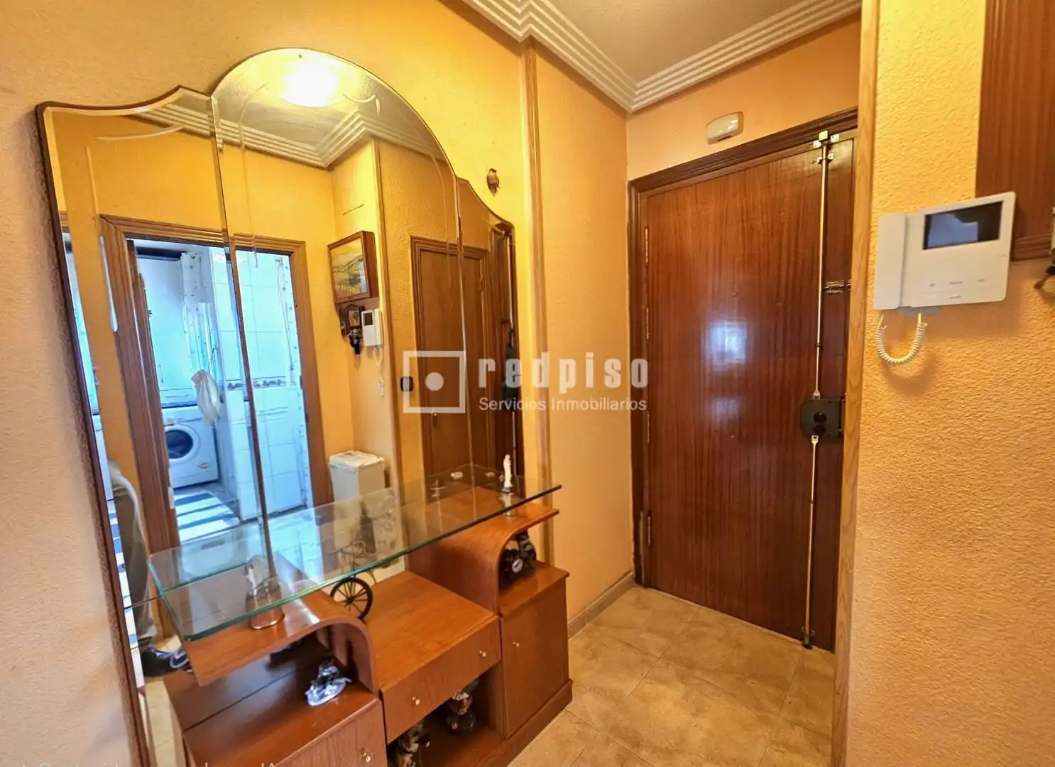 Habitación de Piso en venta en Alcalá de Henares con Aire acondicionado, Calefacción y Jardín privado