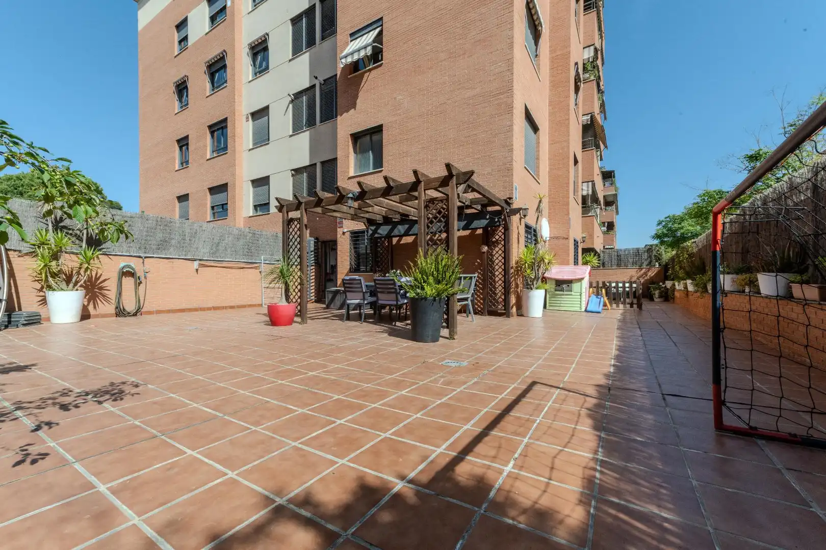 Terraza de Planta baja en venta en Sabadell con Aire acondicionado, Calefacción y Jardín privado