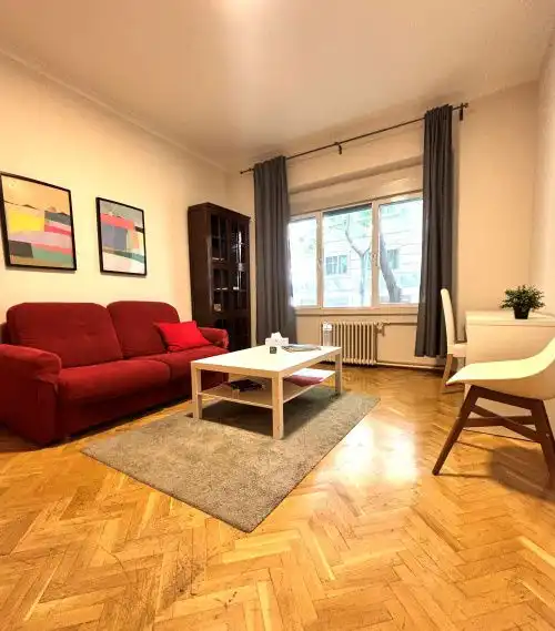 Living room of Flat for rent in Madrid  with Air Conditioner, Heating and Parquet flooring