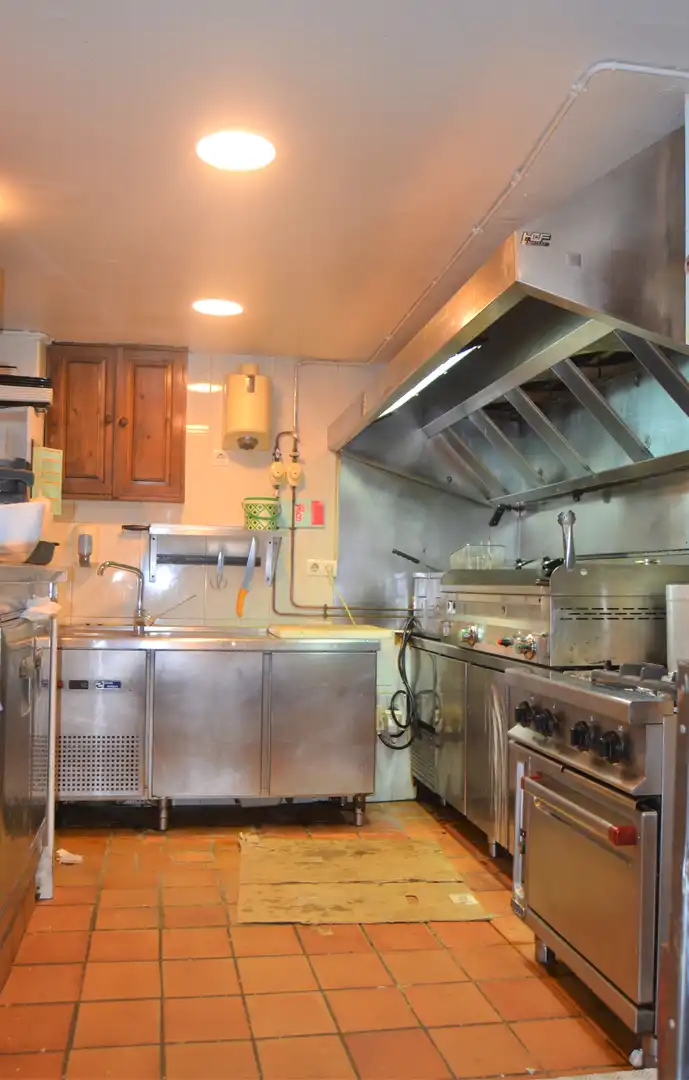 Kitchen of Commercial properties for sale in Aisa