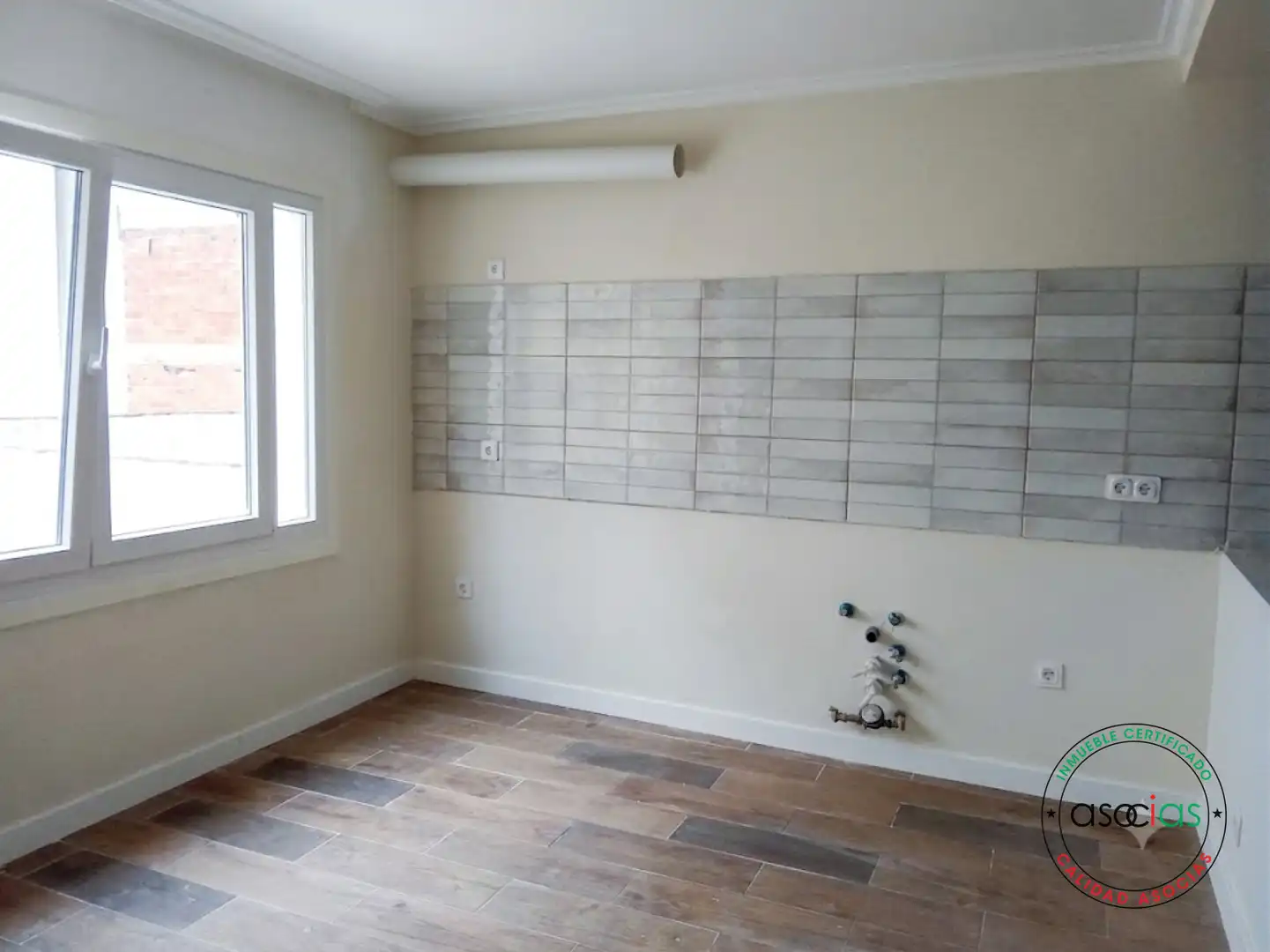 Cocina de Piso de alquiler en Gijón  con Jardín privado, Parquet y Terraza