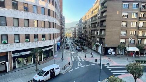 Foto 4 de Oficina de lloguer a Agirre Lehendakariaren Etorbidea, Ibarrekolanda, Bilbao