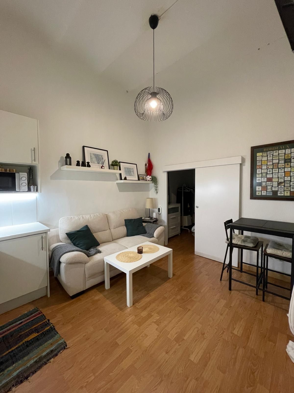 Sala d'estar de Planta baixa en venda en  Barcelona Capital