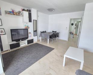 Sala d'estar de Pis en venda en Estepona amb Aire condicionat